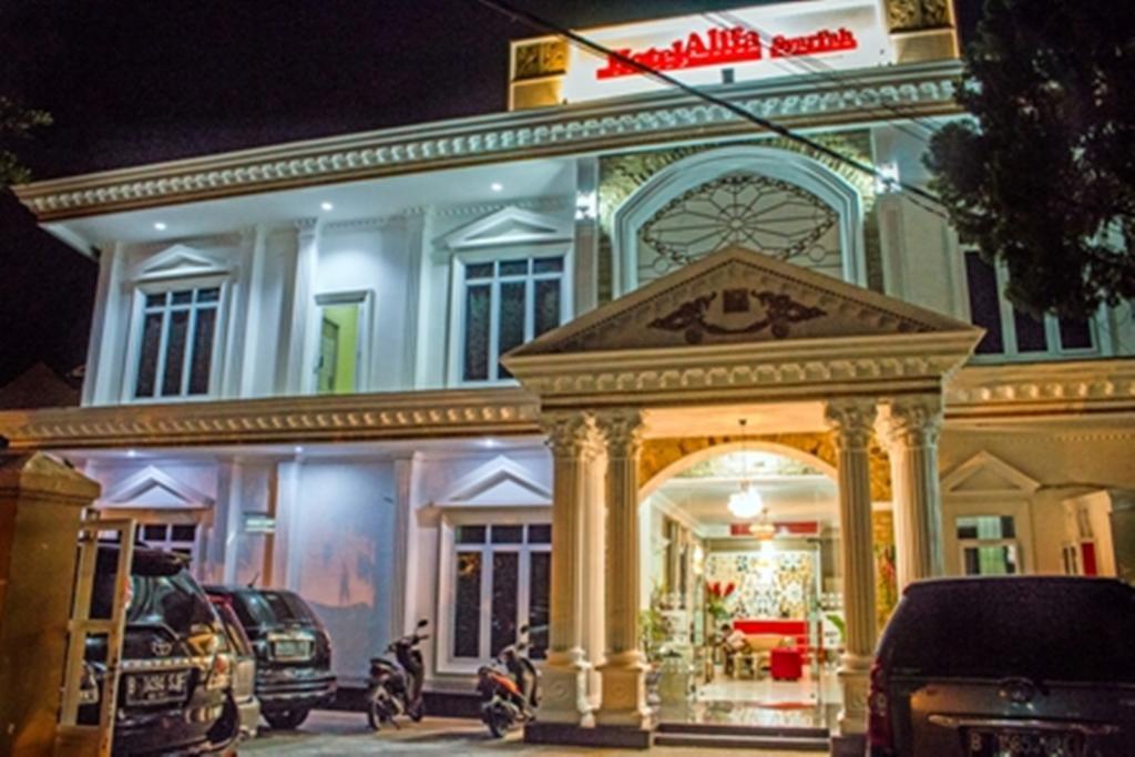 Hotel Alifa Syariah Padang  Exterior photo